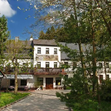 Waldgasthof & Am Sauwald Hotel